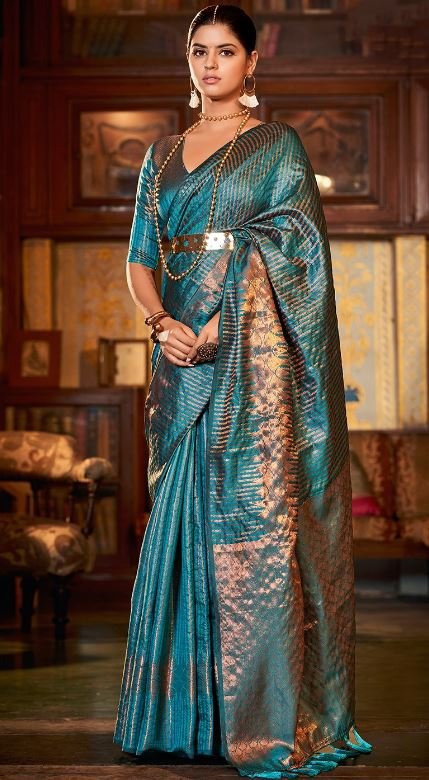 Kanjivaram Banarasi Silk Saree : कांचीवरम खूबसूरत बनारसी सिल्क साड़ियां देंगी आपको रॉयल और खूबसूरत लुक, देखें कलेक्शन 