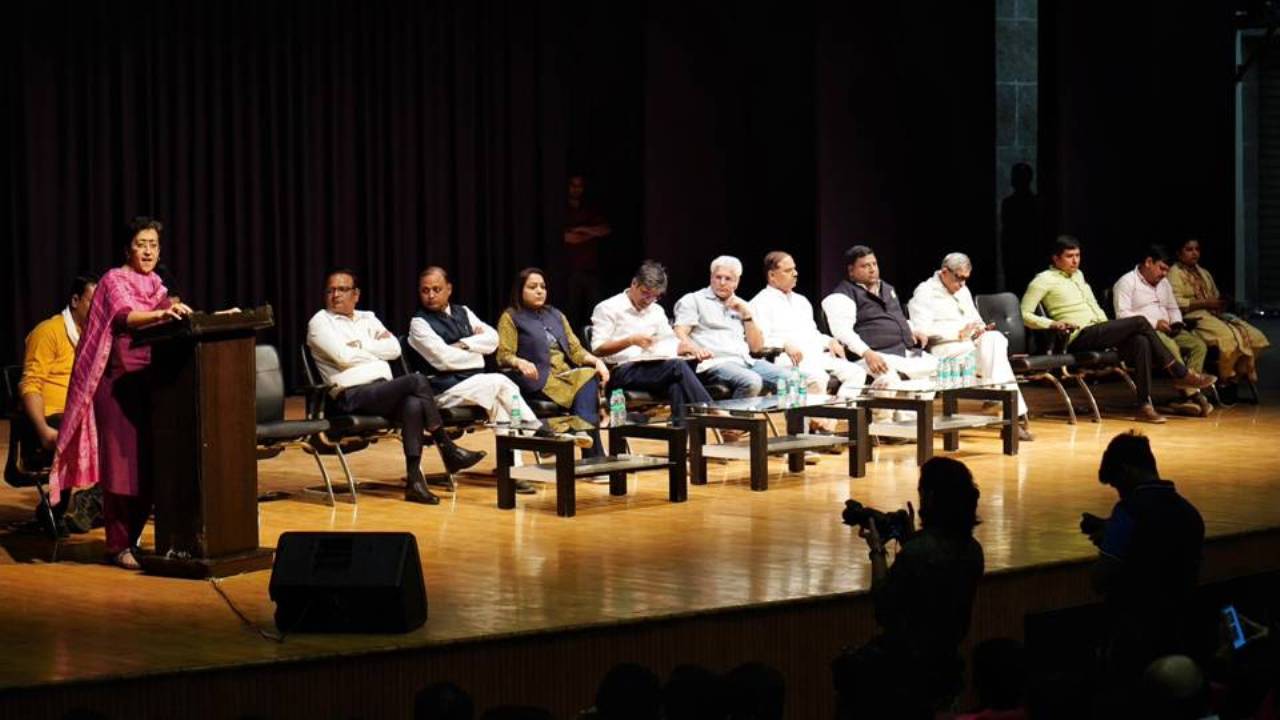 CM Arvind Kejriwal Update : केंद्र सरकार के खिलाफ INDI गठबंधन 31 मार्च को रामलीला मैदान में करेगा महा रैली