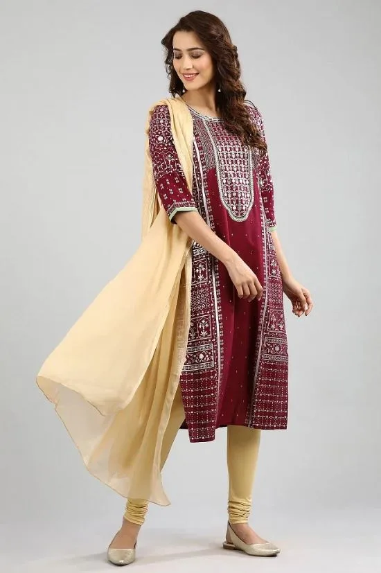Kurti Design : गर्मियों मे पहनने के लिए बेस्ट है ये कुर्तियाँ, देखे कलेक्शन
