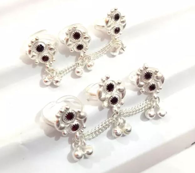 5 Best Toe Designs : शादीशुदा महिलाओं के पैरों की उँगलियों के लिए बिछिया 5 बेहतरीन डिज़ाइन