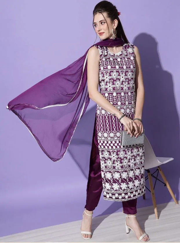 Trendy Kurta Design : रोजाना पहनने के लिए बेहद खास है ये कुर्ता सेट, देंगे एलिगेंट लुक