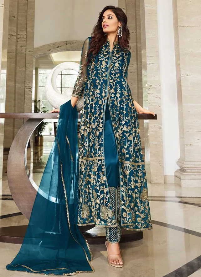Sleeveless Kurti : समर सीज़न मे मॉडर्न और स्टाइलिश लुक के लिए स्लीवलेस कुर्तियाँ करे ट्राई