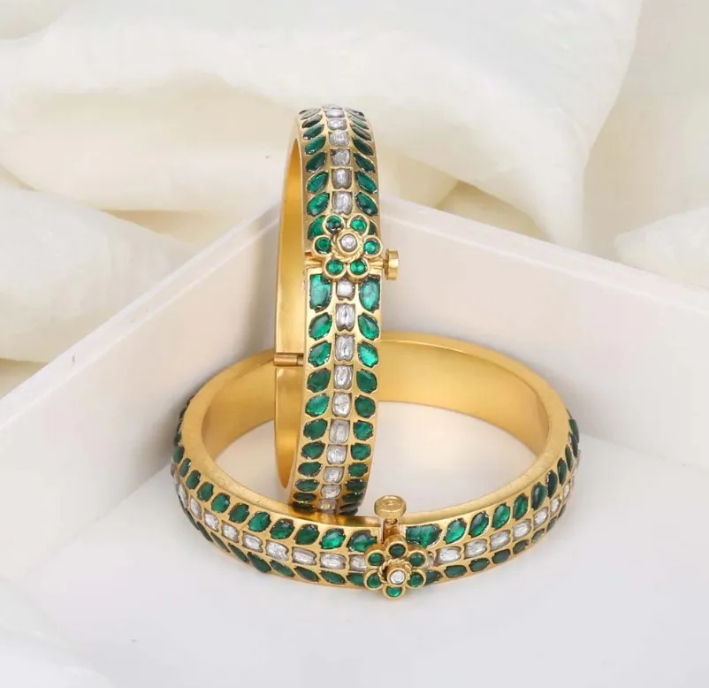 Bangles Design : रोजाना पहनने के लिए आप इन कंगन को ट्राई करे, कीमत बेहद कम
