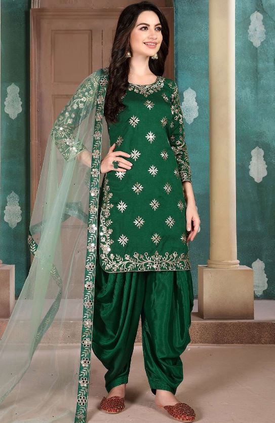 Patiala Suit : गर्मियों मे पटियाला सूट करे ट्राई, ये सूट देंगे मॉडर्न लूक