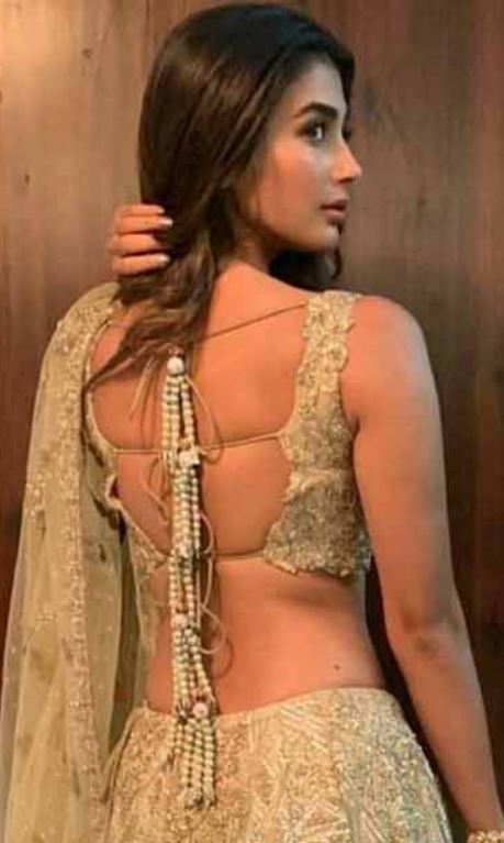 Dori Blouse Design : समर सीज़न मे पहनने के लिए बेस्ट है ये डोरी बैक ब्लाउज़, देखे डिज़ाइन