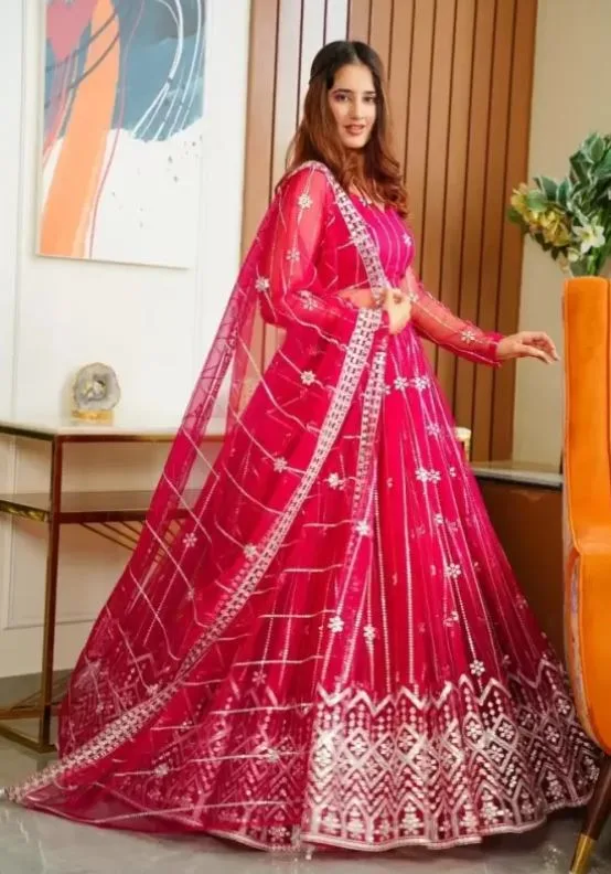 Lehenga Choli Collection : शादी मे पहनने के लिए पेश है लहंगा चोली के शानदार कलेक्शन, देखे डिज़ाइन्स