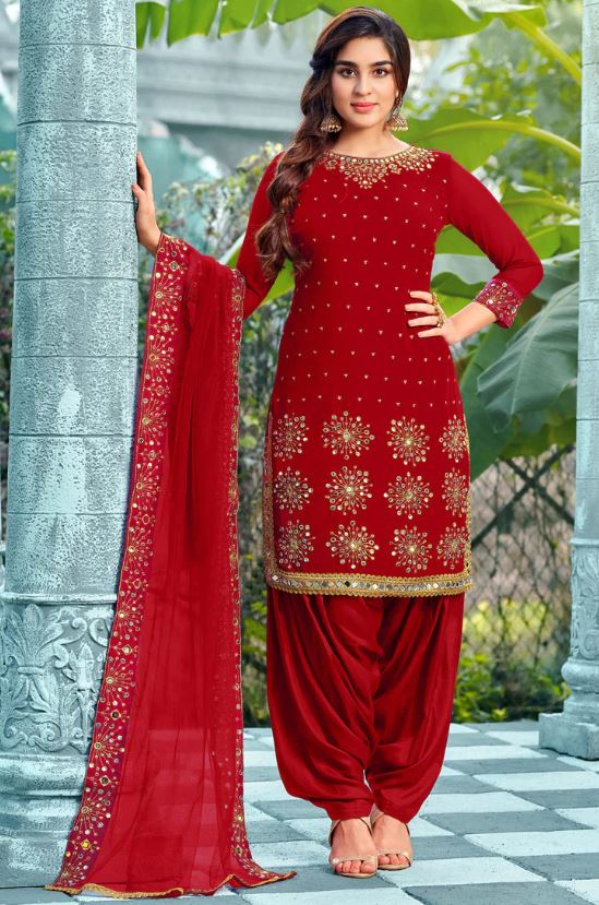 Patiala Suit : गर्मियों मे पटियाला सूट करे ट्राई, ये सूट देंगे मॉडर्न लूक