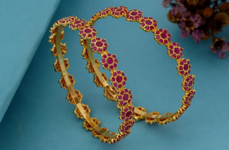 Bangles Design : रोजाना पहनने के लिए आप इन कंगन को ट्राई करे, कीमत बेहद कम