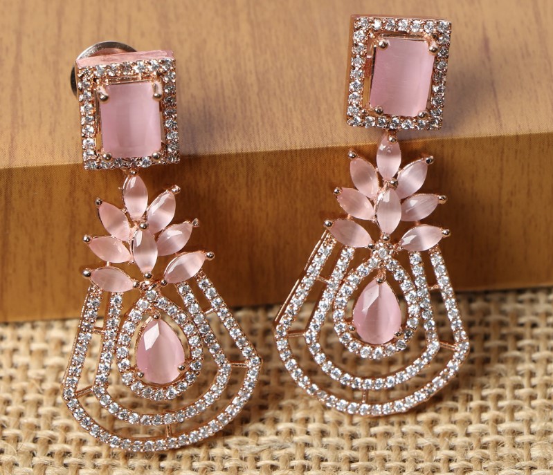 Rose Gold Jewelry : रोज़ गोल्ड ज्वेलरी कलेक्शन आपको आएंगे पसंद, देखे कलेक्शन