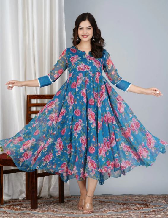 नई-नवेली दुल्हनों को गर्मी में पहनने के लिए बेस्ट है ये कुर्तियाँ, देखे डिज़ाइन्स