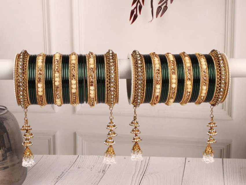 Bangles Design : ब्राइडल की हाथों की खूबसूरती बढ़ा देंगे ये बेंगल्स, देखे डिजाइन