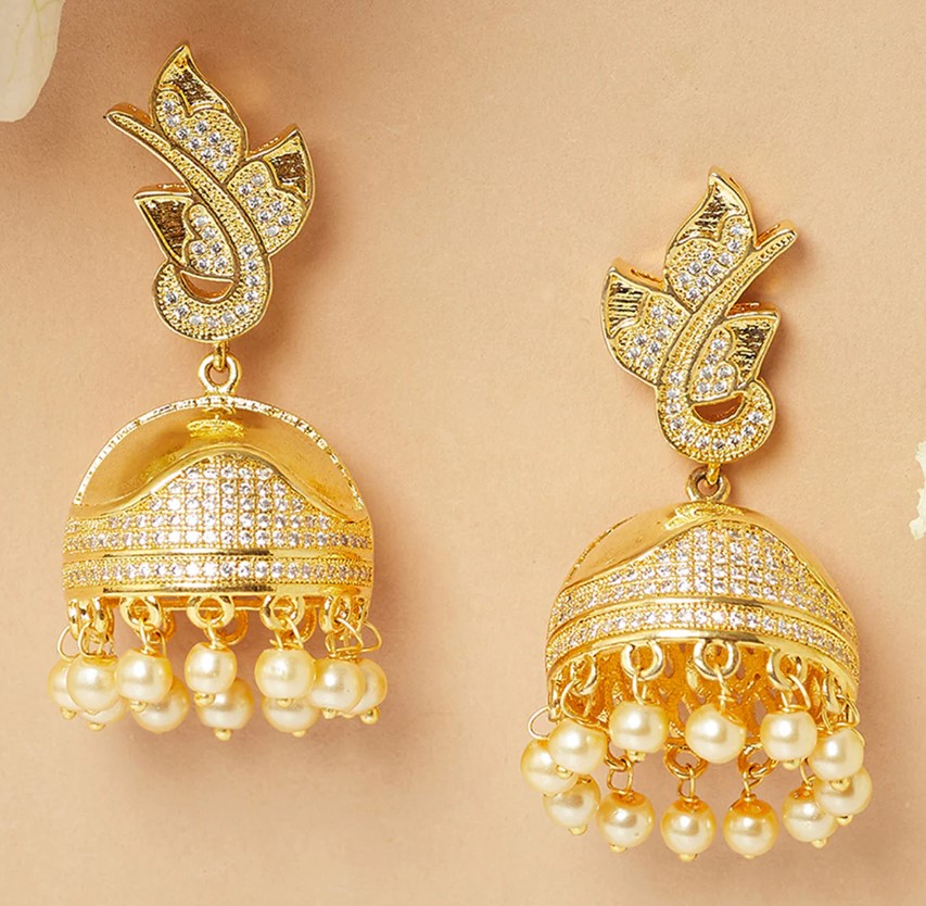 Jhumka Design : मॉडर्न के साथ ट्रेंडी दिखने के लिए ट्राई करे ये झुमका