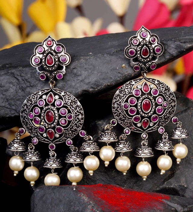 Oxidized Earrings : आपके हर आउटफिट पर अच्छा लगेगा ये ऑक्साइड ईयररिंग्स