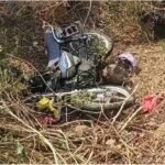 Accident News : दर्दनाक हादसा ; तेज रफ्तार कार ने बाइक सवार को मारी टक्कर, पति- पत्नी और दो बच्चे मौत