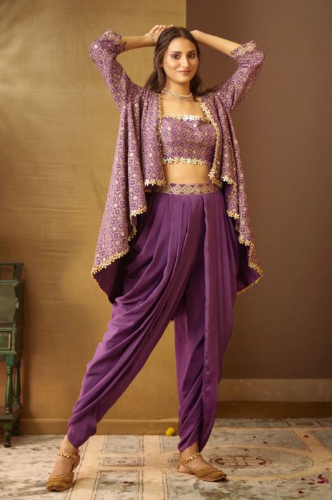 Dhoti Salwar Suit : पार्टियों से लेकर त्योहारों पर पहनने के लिए बेस्ट है धोती सलवार सूट