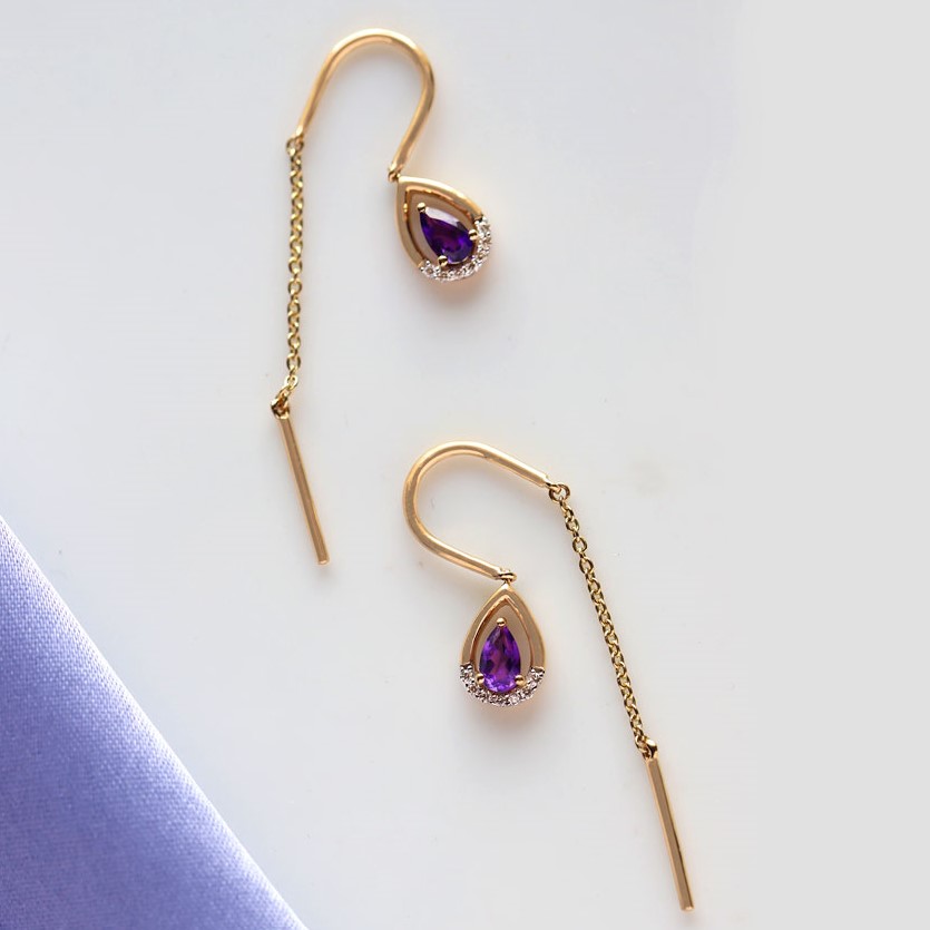 Sui Dhaga Earring : कानों मे सिम्पल इयररिंग की जगह पहने ये सुई धागा इयररिंग