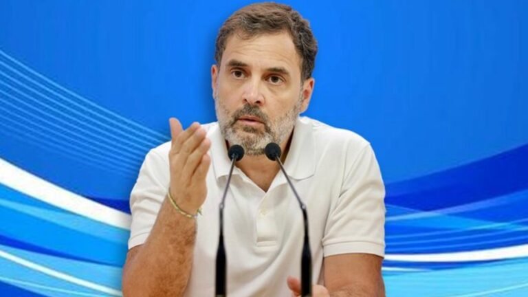 पूरा देश जानता है प्रधानमंत्री भ्रष्टाचार के चैंपियन है : राहुल गाँधी