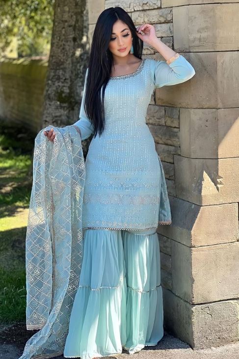 Designer Kurti : नई-नवेली दुल्हनों को गर्मी में पहनने के लिए बेस्ट है ये कुर्तियाँ, देखे डिज़ाइन्स