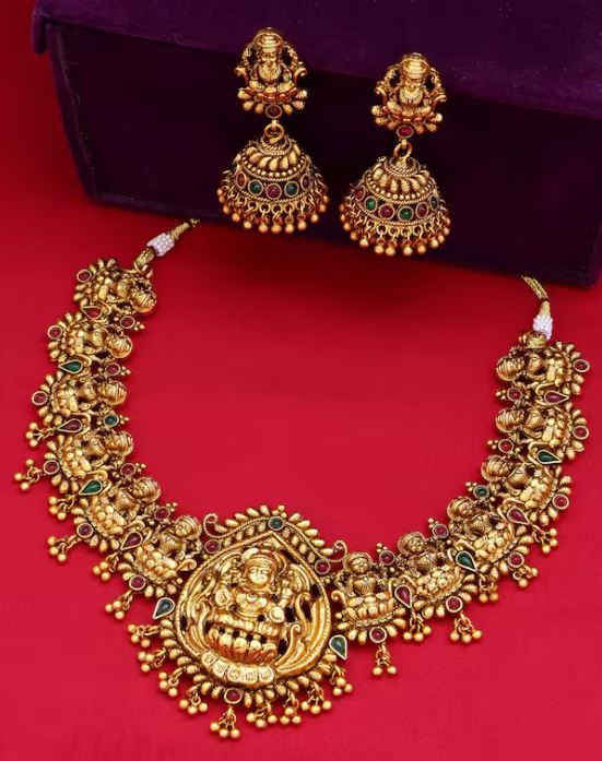Haldi Function में दुल्हनो के पहनने के लिए बेस्ट है ये ज्वेलरी के लेटेस्ट सेट डिज़ाइन