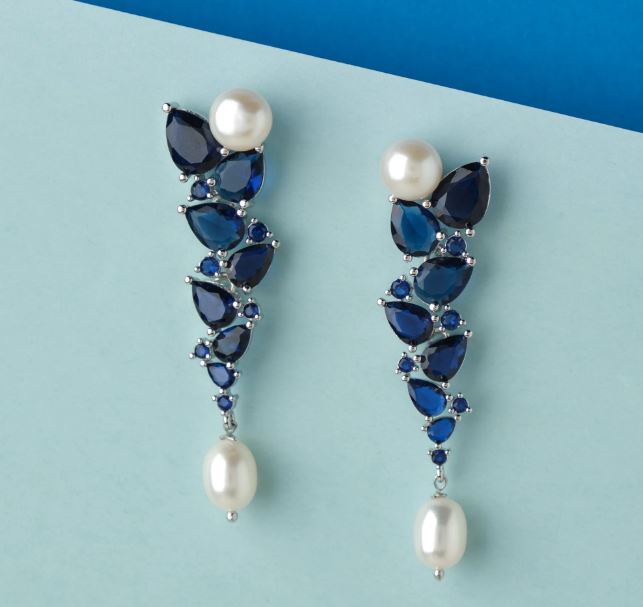 Earrings Design : ये ईयररिंग्स आपको खूबसूरत लुक देंगे