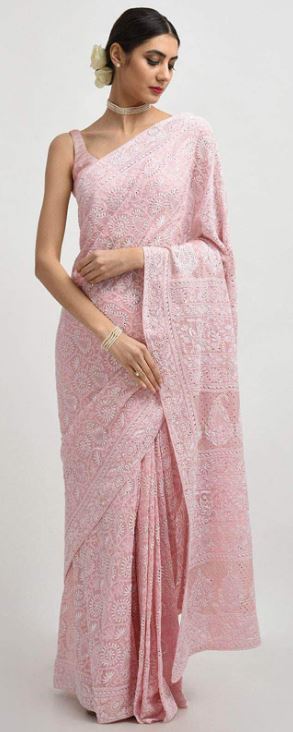 Chikankari Outfit : गर्मियों में ट्राई करे चिकनकारी ऑउटफिट, चिकनकारी ड्रेस में दिखेंगी खुबसूरत