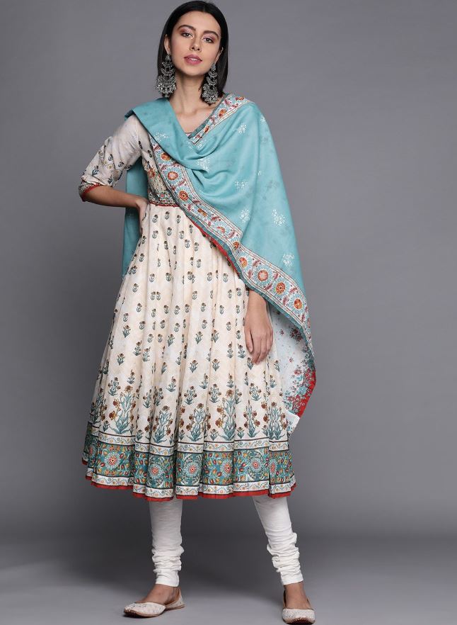 White Suit Collection : कम्फर्ट फील के साथ कूल लुक देंगी ये व्हाइट सूट, देखे डिज़ाइन
