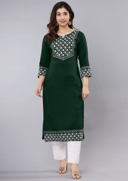 Green Kurti : ग्रीन कलर की कुर्तियां रोजमर्रा के मौकों पर पहनने के लिए बेस्ट है