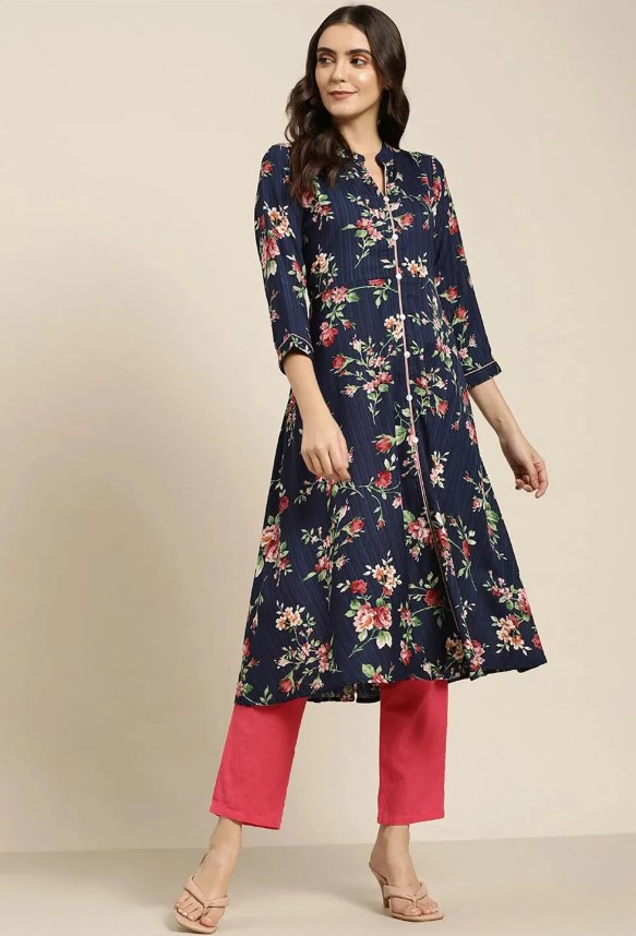 Long Kurtis Design : गर्मियों ऑफिस-कॉलेज पहन जाने के लिए परफेक्ट है ये कुर्तियाँ
