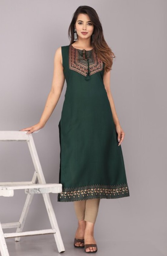 Long Kurtis Design : गर्मियों ऑफिस-कॉलेज पहन जाने के लिए परफेक्ट है ये कुर्तियाँ
