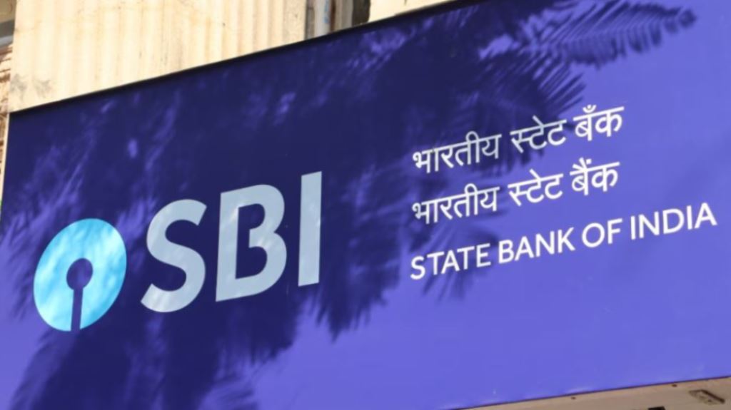 Attention SBI Customer : SBI ने ग्राहकों को रिवॉर्ड पॉइंट रिडीमिंग घोटाला से बचने की दी सलाह