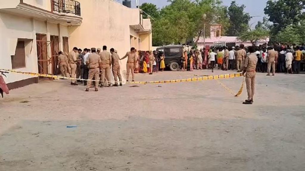 दिल दहला देने वाली घटना ; मां, पत्नी और बच्चों की बेरहमी से हत्या कर खुद को मारी गोली