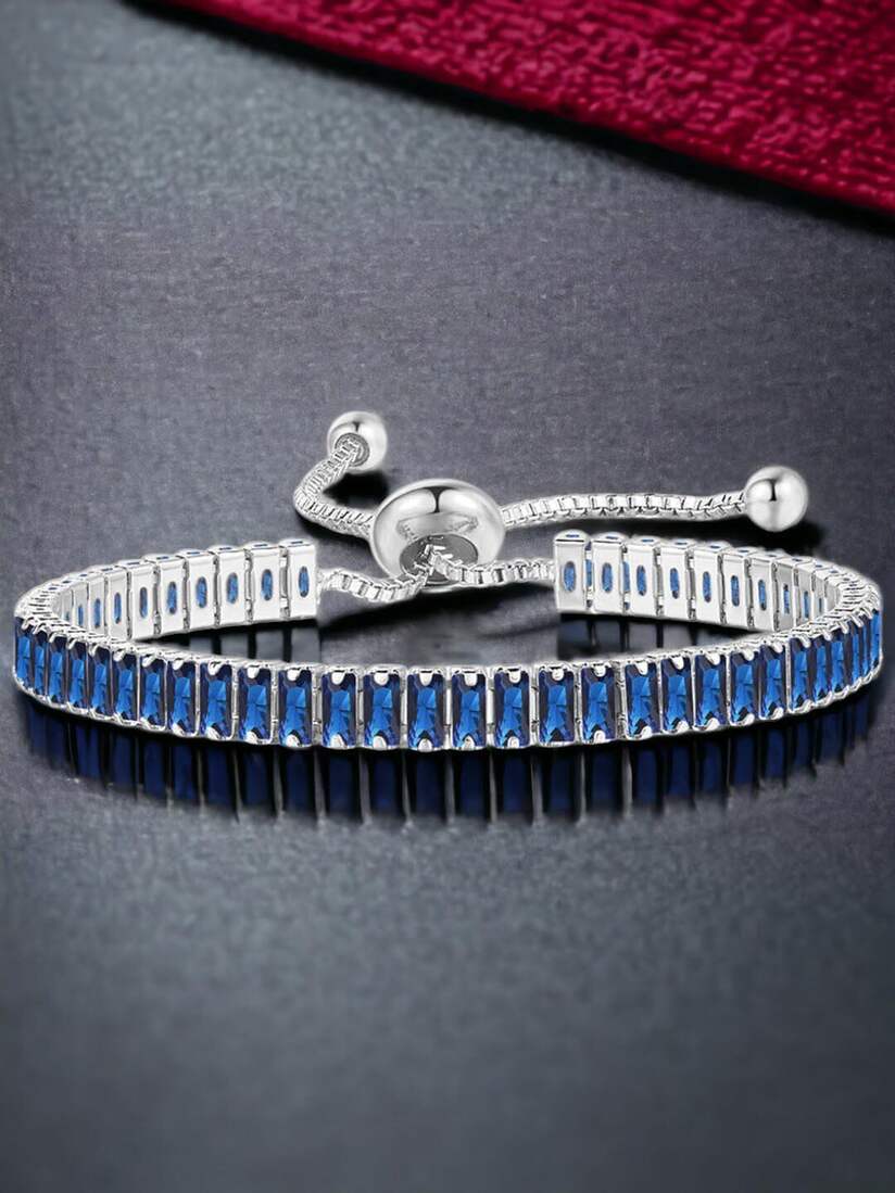 Party Wear Bracelet : स्टाइलिश आउटफिट के साथ स्टाइल करें ये खूबसूरत पार्टी वियर ब्रेसलेट, देखें डिजाइन