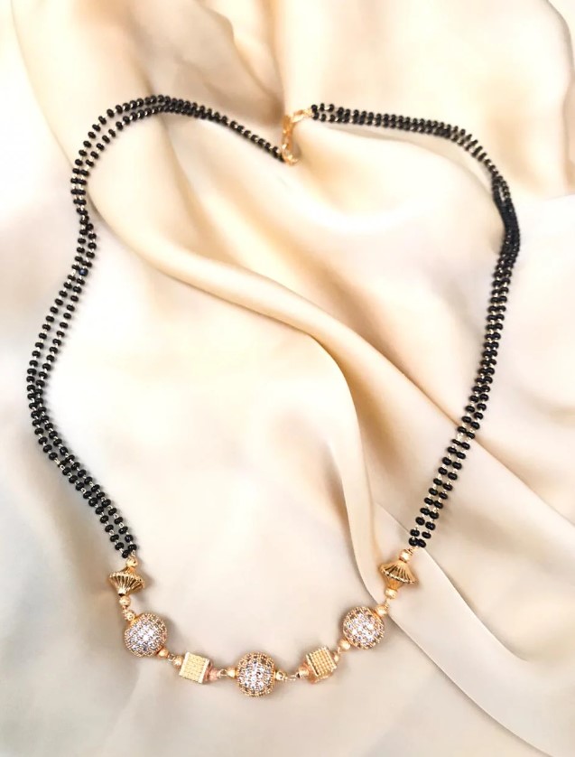 Gold Mangalsutra Designs : मंगलसूत्र के बेहतरीन डिजाइन आपको देंगे पारंपरिक लुक
