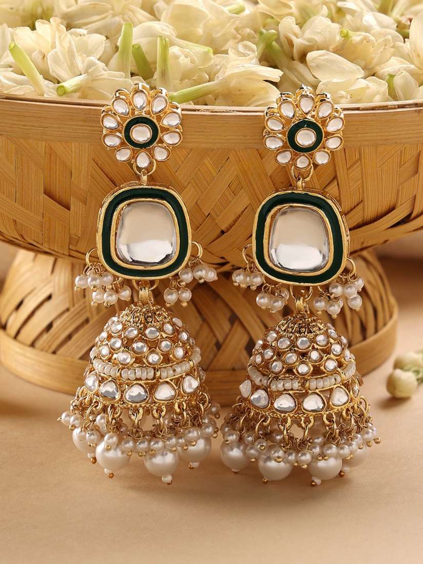Earring Design : कानों के पहनने के लिए झुमकों का शानदार डिजाइन, देखे कलेक्शन