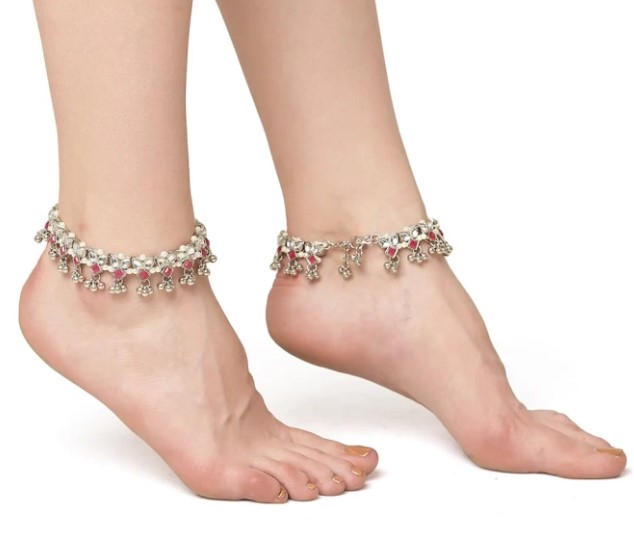 Anklet Design : पायल के मॉडर्न डिजाइन आपको देंगे बेहतरीन और खुबसूरत लुक