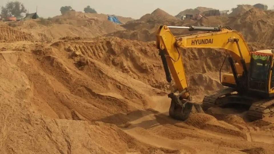 Any area rich in sand mineral which is not a mine will be declared a mine by July 15.