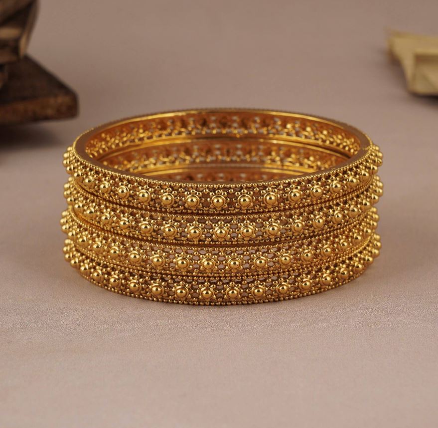 Bangles Design : ब्रेसलेट खरीदने की सोच रहे हैं तो इन डिज़ाइन्स को करे ट्राई, देखे कलेक्शन