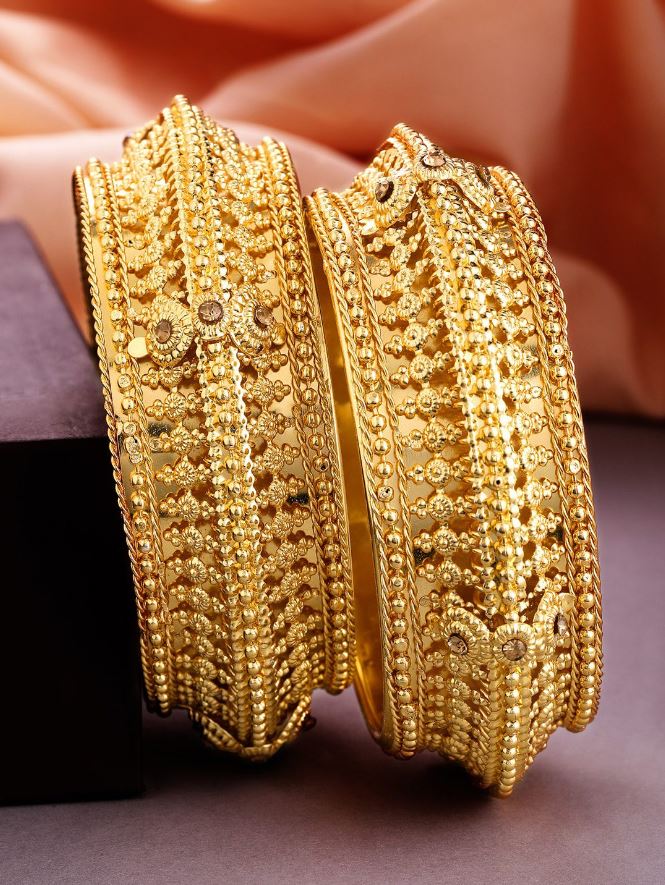 Bangles Design : ब्रेसलेट खरीदने की सोच रहे हैं तो इन डिज़ाइन्स को करे ट्राई, देखे कलेक्शन