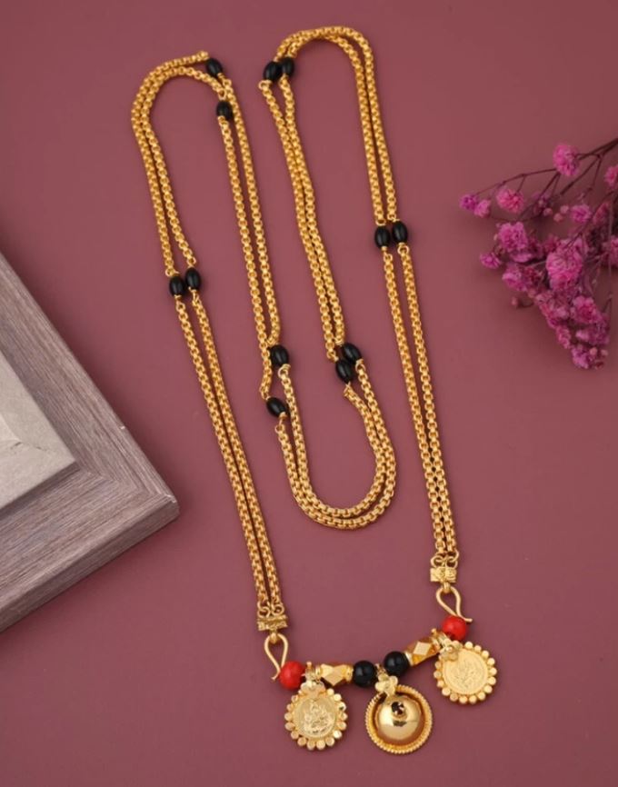 Mangalsutra Design : रोजाना पहनने के लिए लाइटवेट मंगलसूत्र की तलाश में हैं तो इन डिज़ाइन को एक बार जरूर करे ट्राई, देखे डिज़ाइन