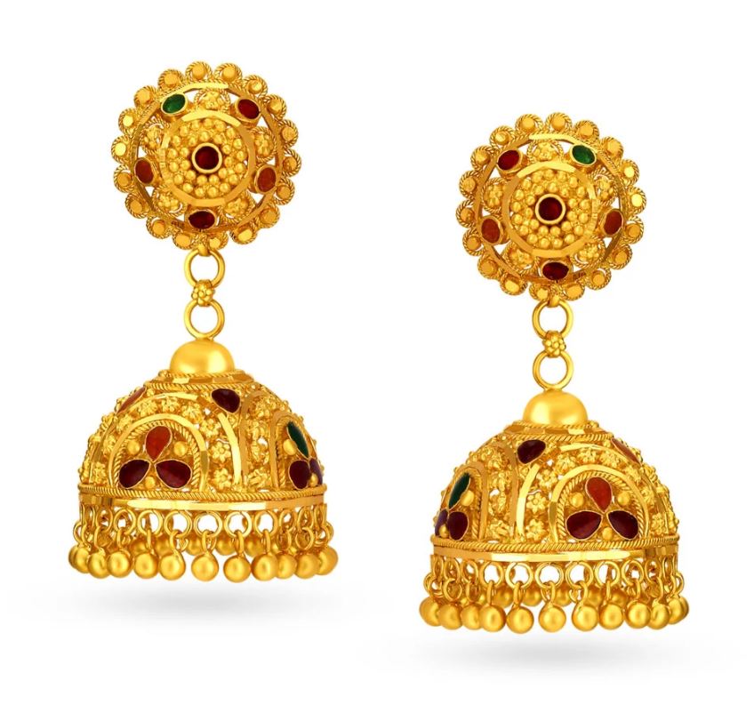 Gold Jhumka Design : पारंपरिक अवसरों पर पहनने के लिए बेस्ट हैं ये गोल्ड इयररिंग्स, देखें डिजाइन