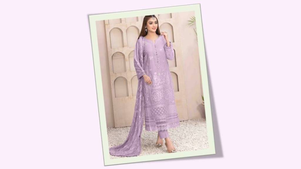 If you always want to look attractive in the world of fashion then try this Lavender Suit