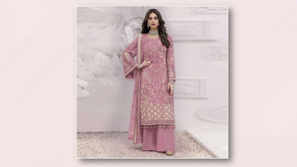 हैवी वर्क सूट पहनना है पसंद तो ट्राई करे Pakistani Suit