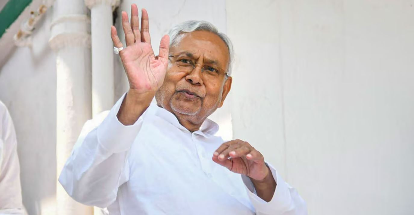 Retired journalists in Bihar are in for a treat! Now they will get a pension of ₹15,000