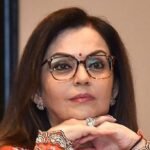 नीता अंबानी