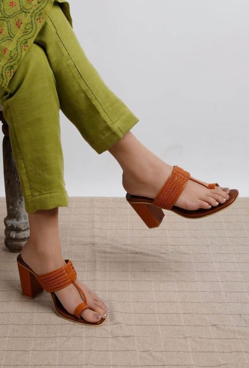 Kolhapuri Chappals