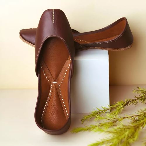 Kolhapuri Chappals