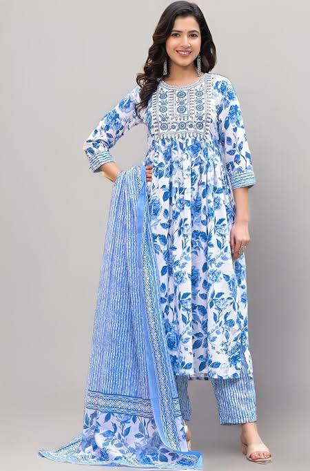Latest Kurta Pant Design: रोज़ाना पहनने के लिए आरामदायक और स्टाइलिश सेट्स, देखे डिजाइन