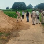 एक ट्रैक्टर और 15 ट्रॉली रेत सहित 7 लाख का मशरूका जब्त