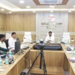 छात्रवृत्ति के लंबित प्रकरणों का शत प्रतिशत करे निराकरण : कलेक्टर