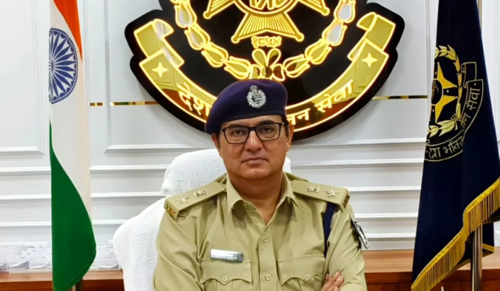 Superintendent of Police Manish Khantri, Singrauli M.P.